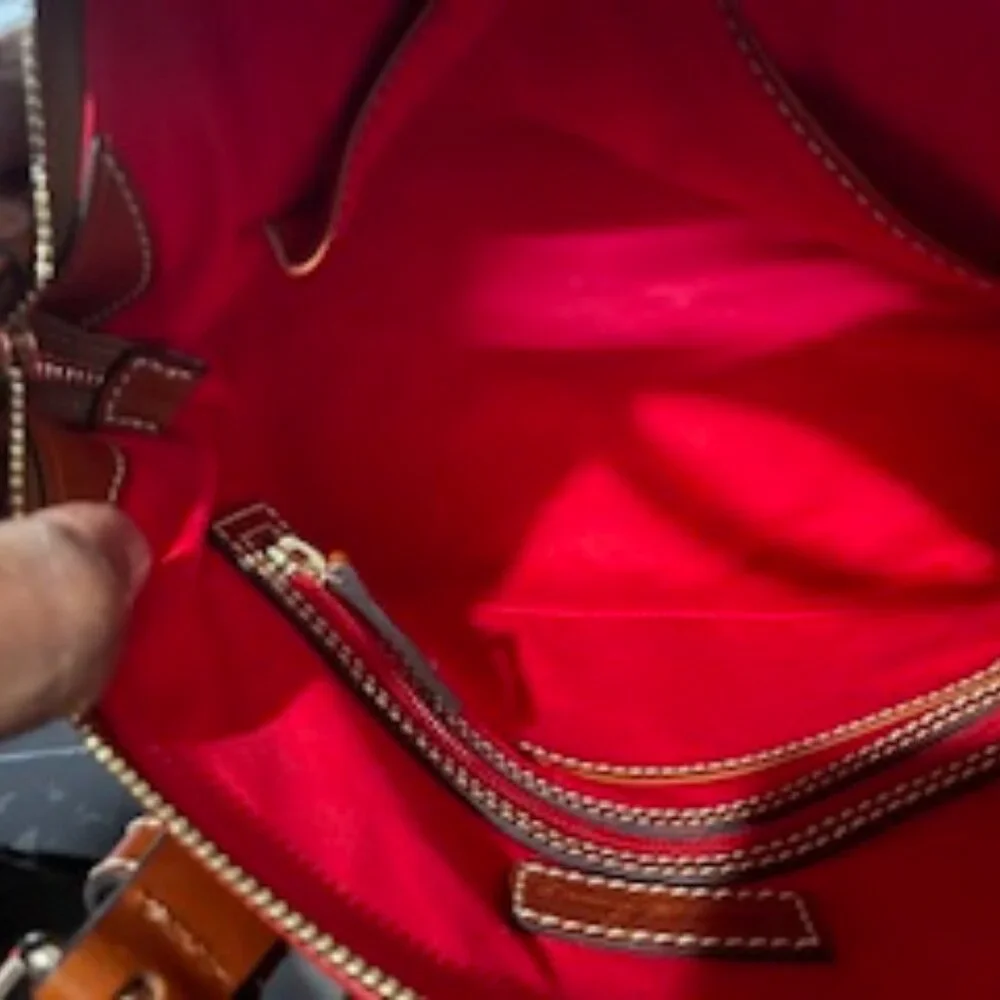 Dooney and Bourke Red Alert - Picture 9 of 9